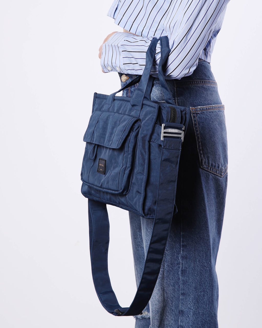 ACE HAND TOTE-3